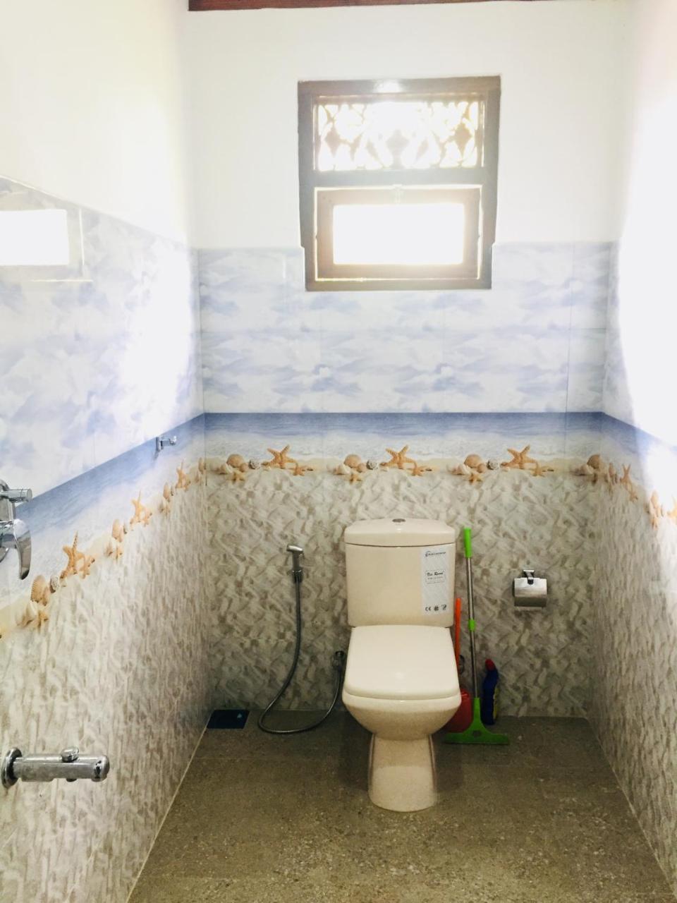 Sanjula Apartments Хиккадува Экстерьер фото