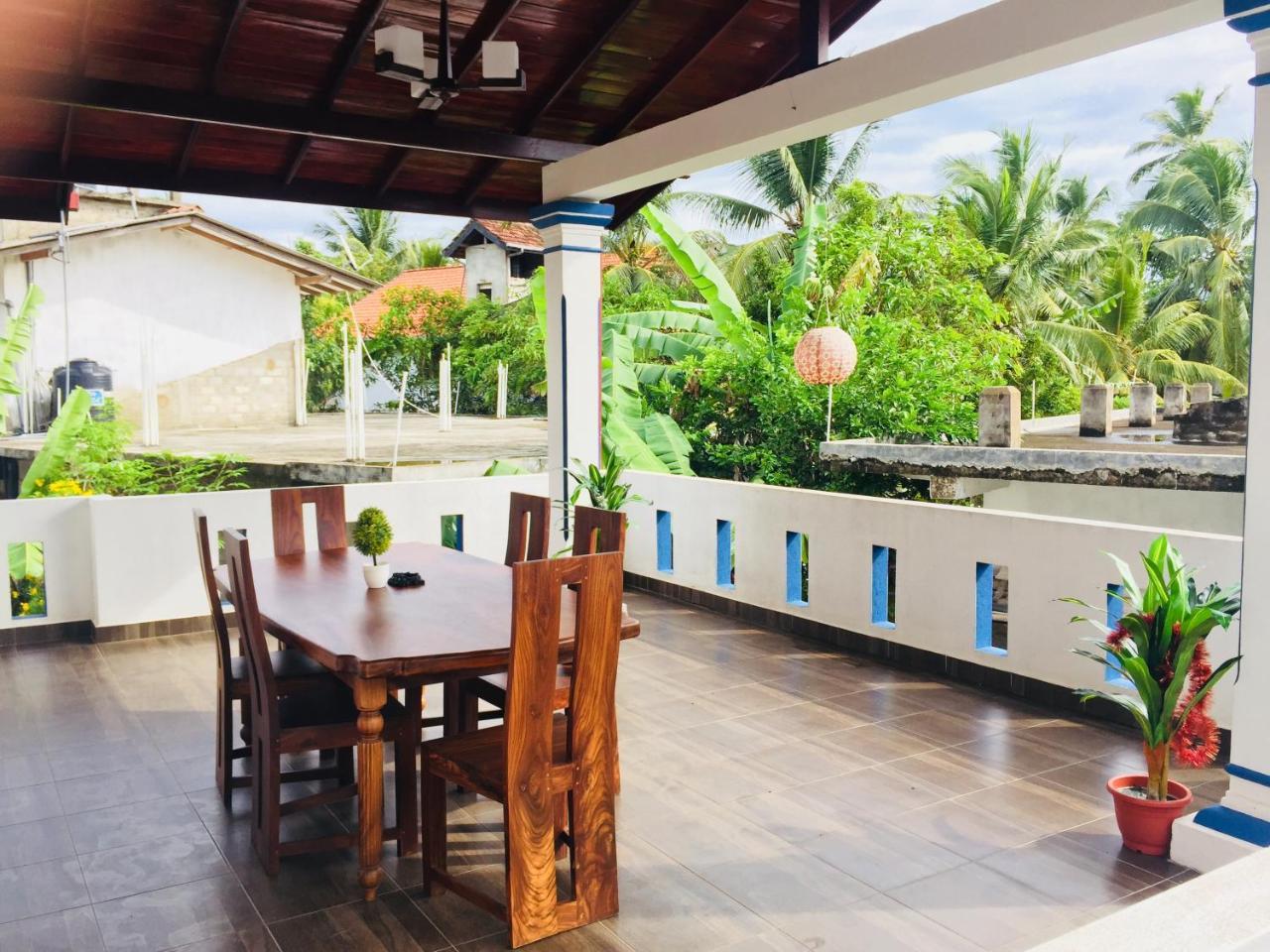 Sanjula Apartments Хиккадува Экстерьер фото